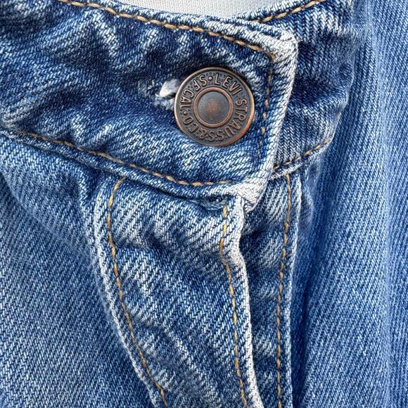 VTG Levi Strauss Denim Vest Sz Misses M 8-10 100% cotton Med Wash Y2K Western - Picture 8 of 11